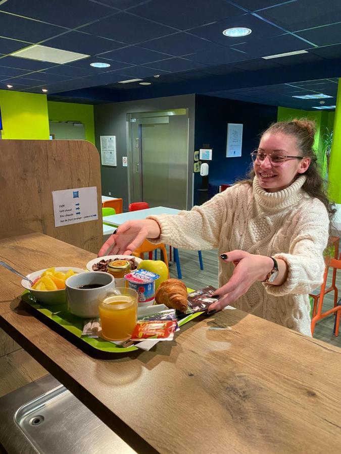 Ibis Budget Cholet Centre Экстерьер фото